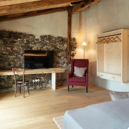 Roessl Bianco B&b&b Meran