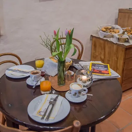 Roessl Bianco B&b&b Мерано