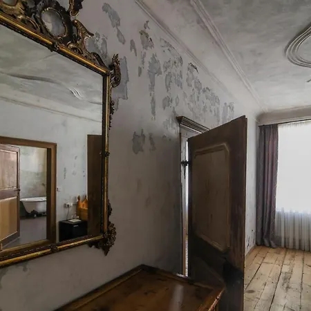 Roessl Bianco B&b&b Meran