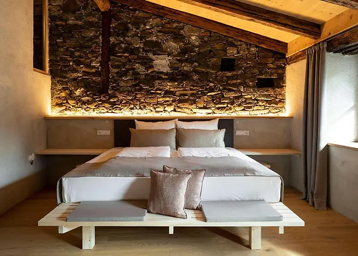 Roessl Bianco B&b&b Merano