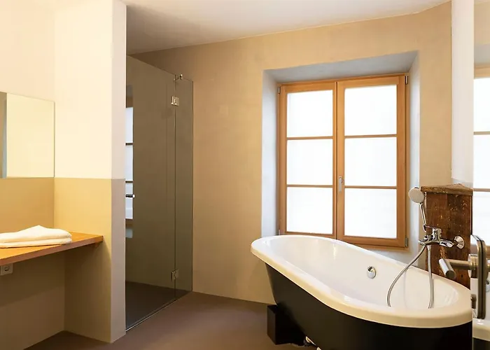 住宿加早餐酒店 Roessl Bianco B&b&b 梅拉诺