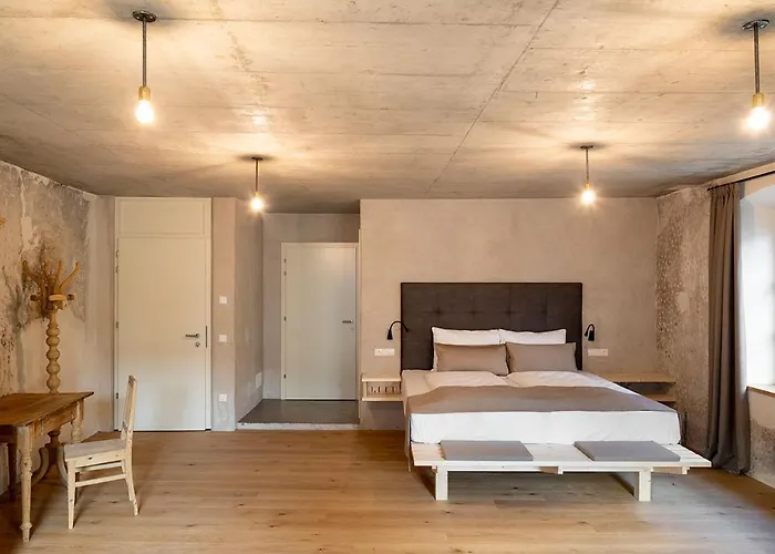 住宿加早餐酒店 Roessl Bianco B&b&b 梅拉诺