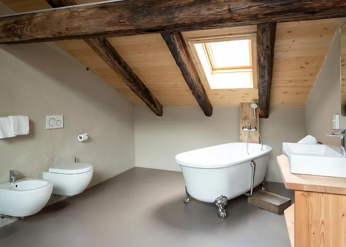 Oda ve Kahvaltı Roessl Bianco B&b&b