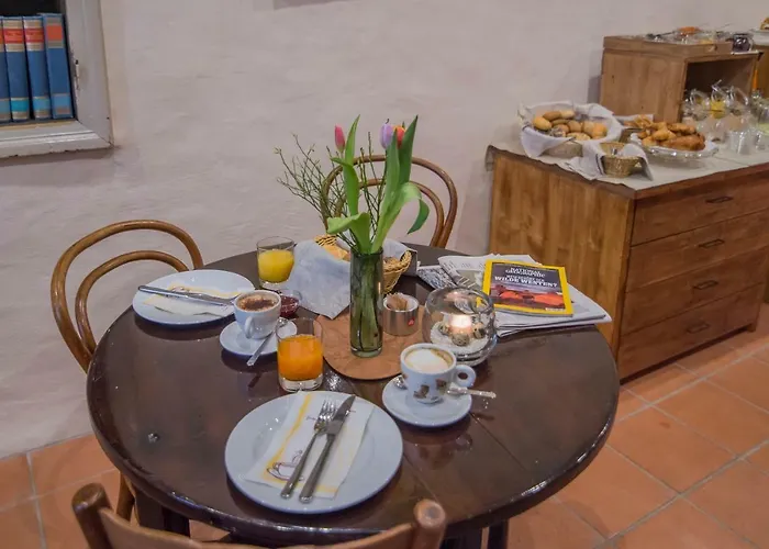 Roessl Bianco B&b&b Merano