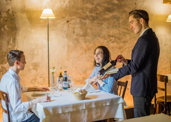 住宿加早餐酒店 Roessl Bianco B&b&b